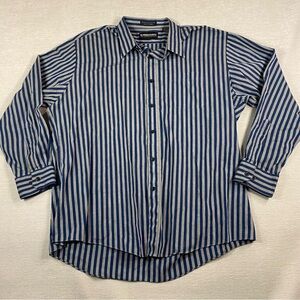 VTG Expressions Blue and White Striped Casual Button Up Shirt